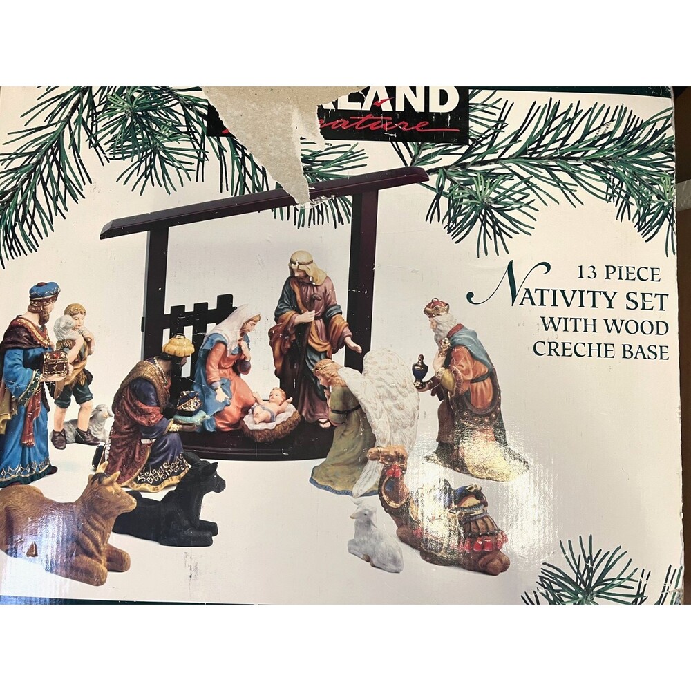 Kirkland Signature 13pc Porcelain Nativity Set Christmas Gold Jewels NO CRECHE